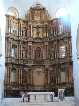 08- Retable de la cathedrale 
